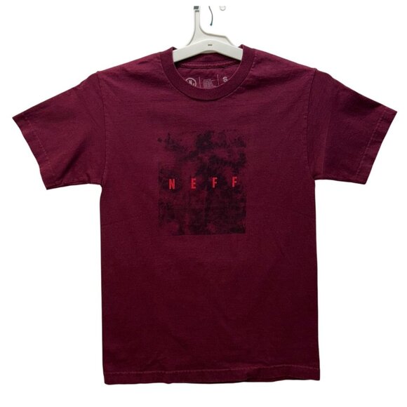 Neff Burgundy Graphic T-Shirt S 100% Cotton Short Sleeve Crewneck - Picture 1 of 6